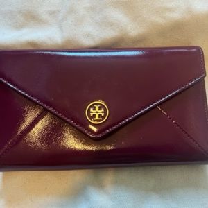 Tory Burch burgundy wallet - used